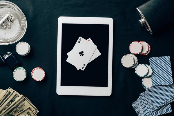 Fortune Mouse game screen showing multiplier counter and cash-out button
